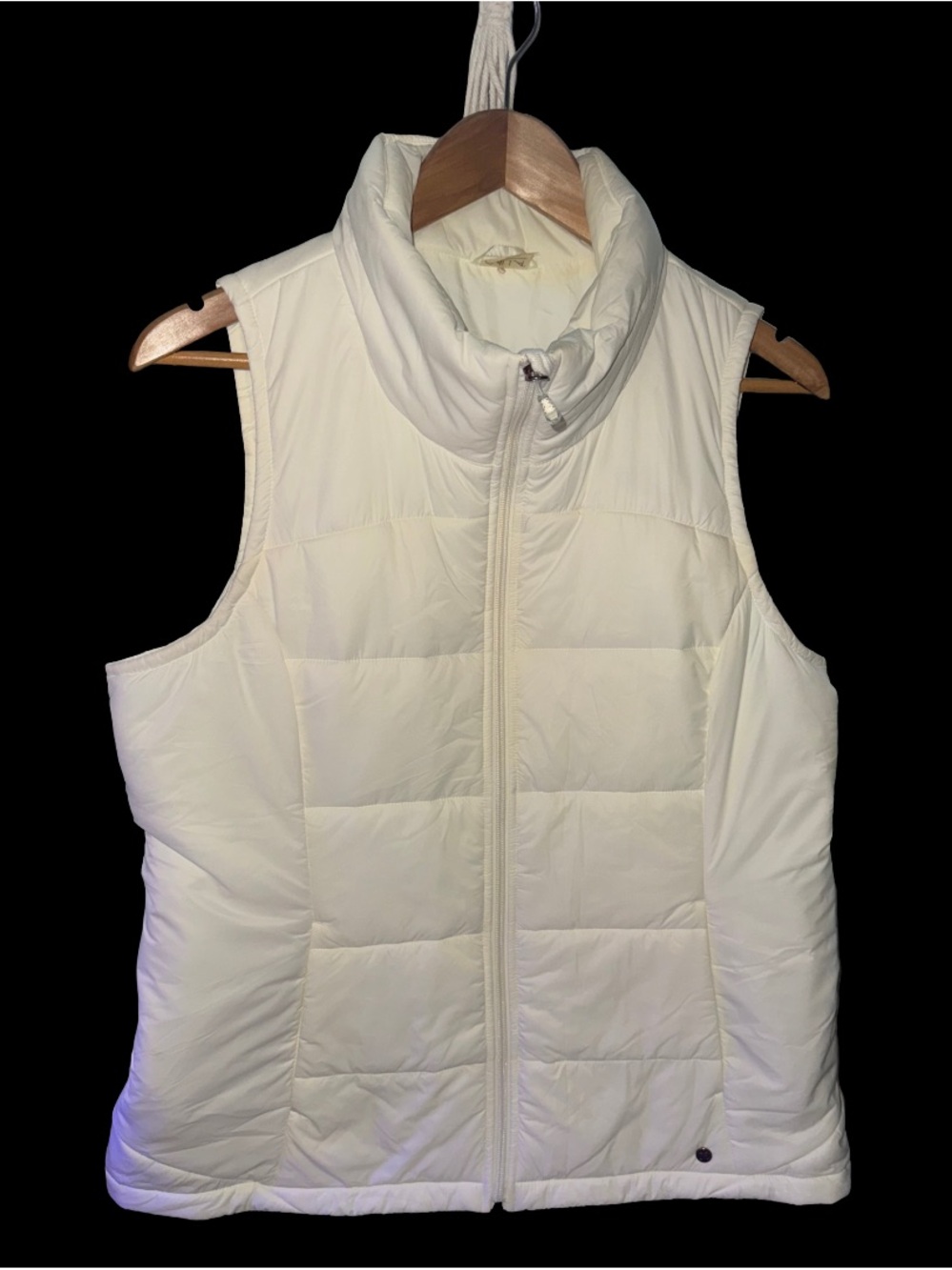 Calia Cream Quilted Sleeveless Puffer Vest